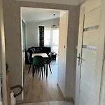 Dawna Mleczarnia Miodowy Apartmán *