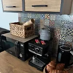 Dawna Mleczarnia Miodowy Apartmán