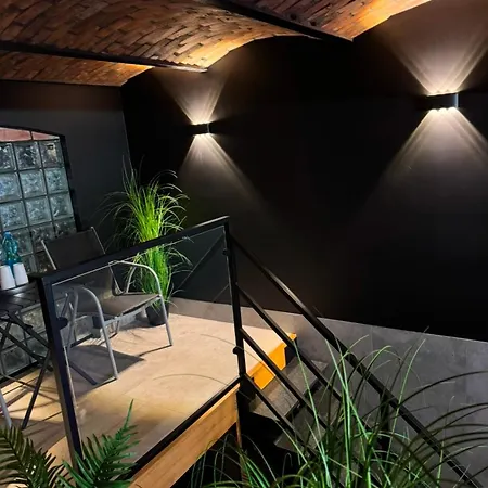 Apartman Dawna Mleczarnia Miodowy