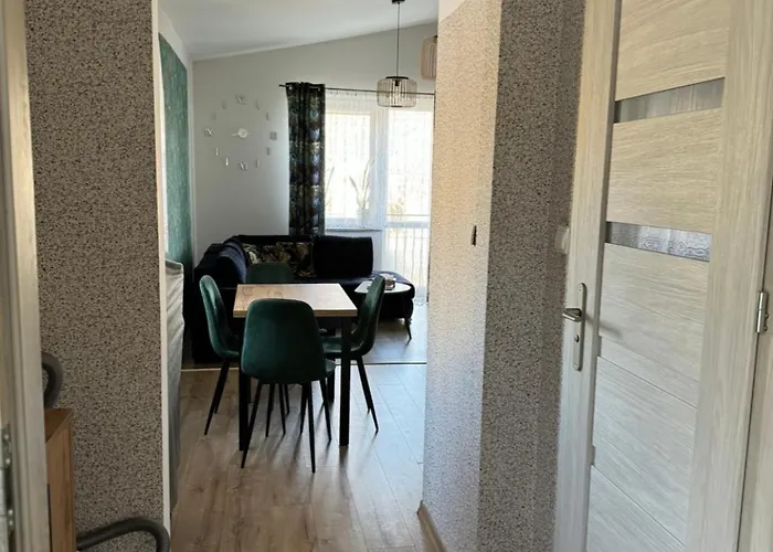 Dawna Mleczarnia Miodowy Apartman *
